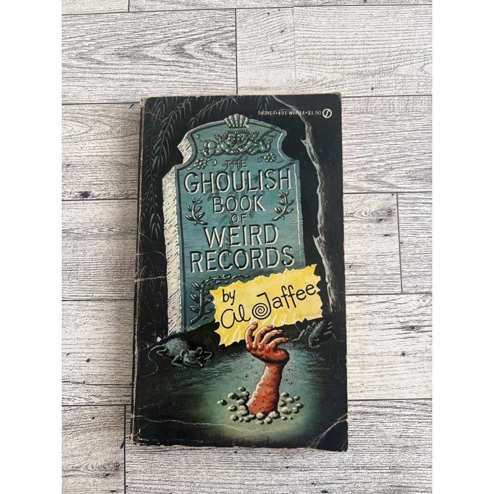 The Ghoulish Book of Weird Records by Al Jaffee 1979 Paperback First Printing